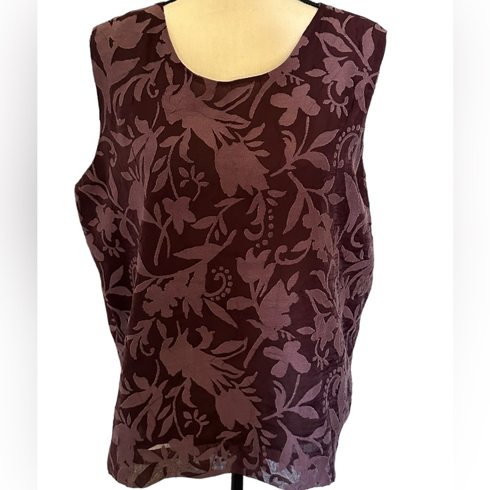 Cold water seek size L floral top